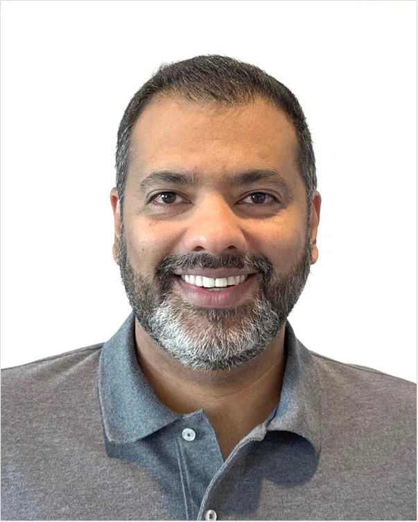 Anirudh-Dube-inside-and-outside-image